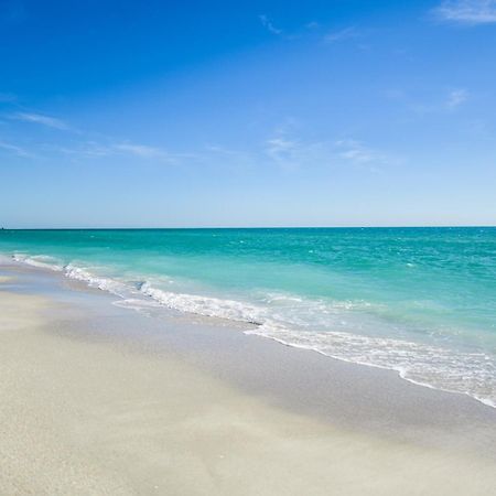 Anna Maria Beach Resort Холмс-Бич Экстерьер фото